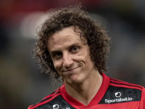 David Luiz sai do silêncio ao ser perguntado sobre craque do Vasco