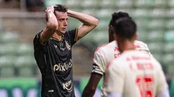 Foto: Gilson Junio/AGIF - Conti se despediu do América-MG no final da temporada