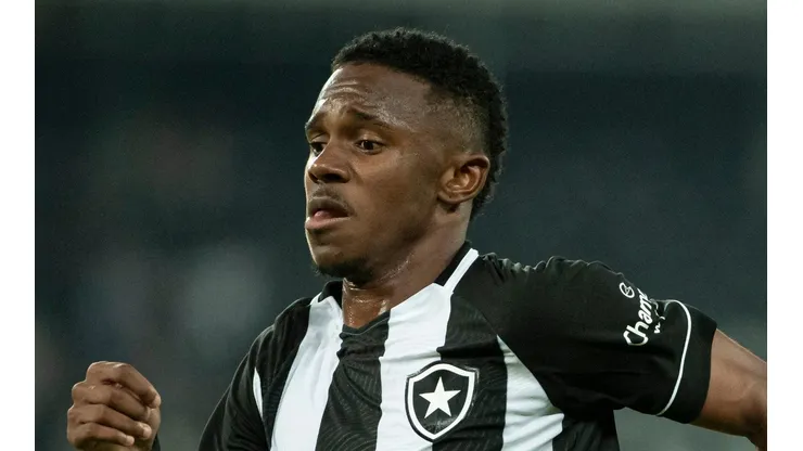 Jeffinho manda a real e entrega sobre futuro no Botafogo