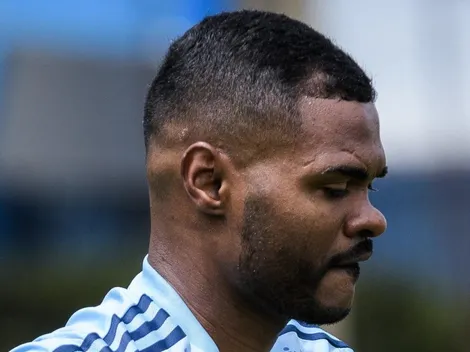 Cruzeiro quer atacante para formar trio com Nikão e Wesley