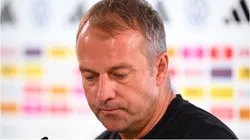 Foto: Stuart Franklin/Getty Images- Hansi Flick em coletiva de imprensa