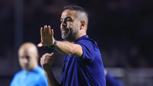 O treinador analisou o desempenho da equipe no empate fora de casa