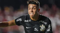 Roni joga no Corinthians - Foto: Marcello Zambrana/AGIF