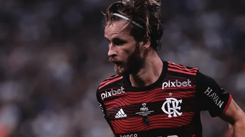 Foto: Ettore Chiereguini/AGIF - Léo Pereira deve ser titular contra o Vasco