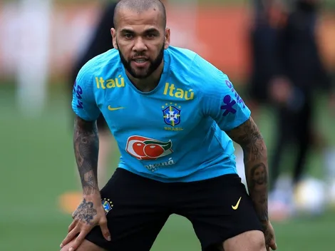 Tite revela escalação para duelo contra Camarões e Dani Alves de capitão