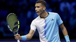 Auger-Aliassime tem duelo direto no Finals
