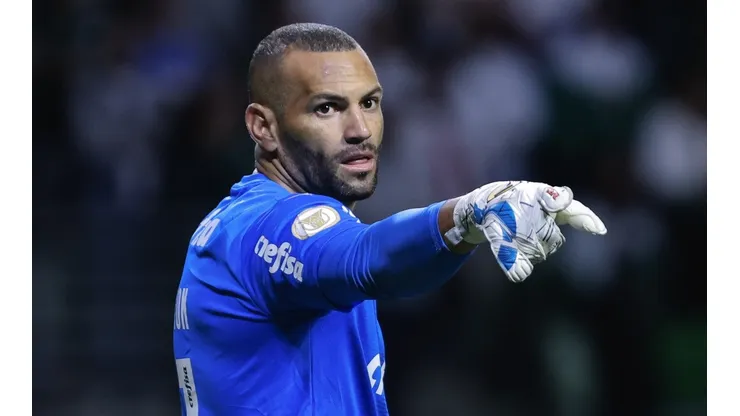 Foto: Ettore Chiereguini/AGIF - Weverton, do Palmeiras, foi um dos destaques de treino do Brasil às vésperas da Copa