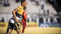 Foto: Diogo Reis/AGIF - Hygor tem futuro indefinido no Criciúma