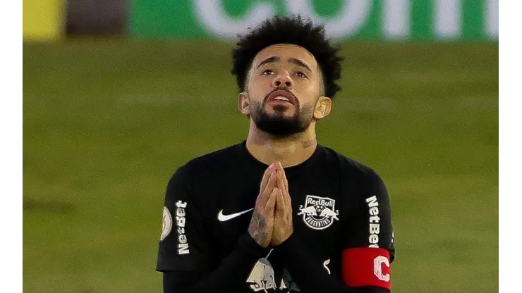 Claudinho surpreende e entrega onde vai jogar na próxima temporada