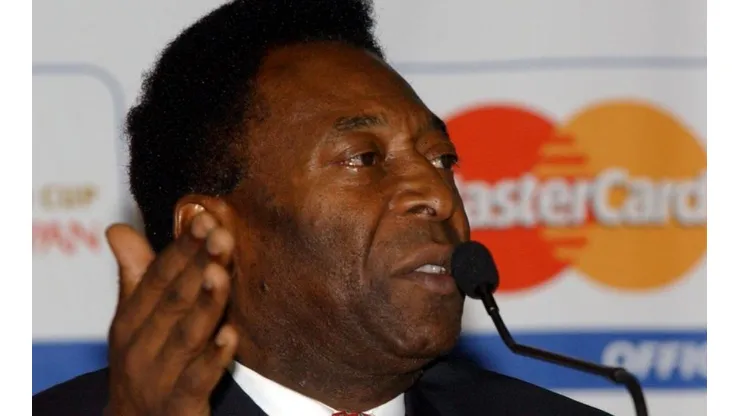 Getty Images/Shaun Botterill - Colega de Pelé é roubado