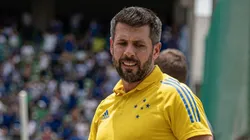 Pezzolano durante passagem pela Raposa. Foto: Alessandra Torres/AGIF