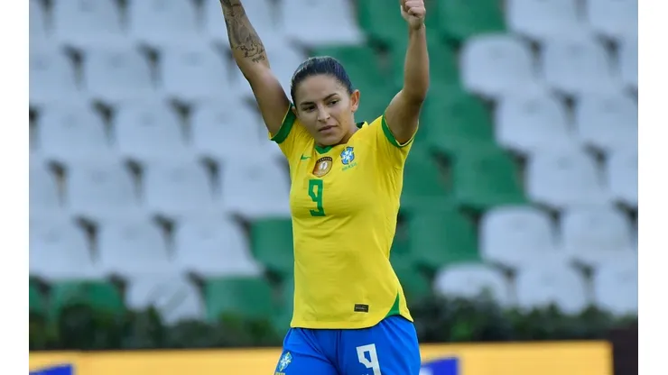 Foto: Gabriel Aponte/Getty Images | Debinha
