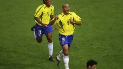 Clive Brunskill/Getty Images - Ronaldo e Ronaldinho na Copa do Mundo de 2002
