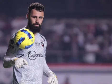 Substituto? Torcida se anima com possível chegada de goleiro para lugar de Jandrei no São Paulo