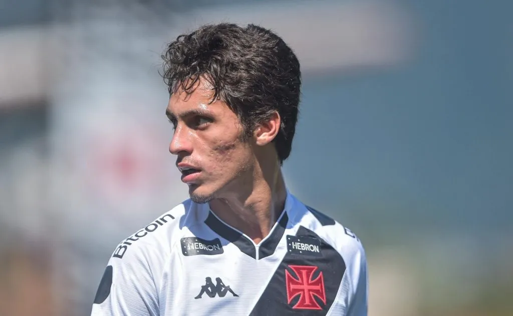 RJ – Rio de Janeiro – 13/08/2022 – BRASILEIRO B 2022, VASCO X TOMBENSE – Marlon Gomes jogador do Vasco durante partida contra o Tombense no estadio Sao Januario pelo campeonato Brasileiro B 2022. Foto: Thiago Ribeiro/AGIF