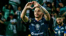 Foto: Gabriel Machado/AGIF - Bruno Gomes: volante abriu o jogo sobre futuro no Coritiba