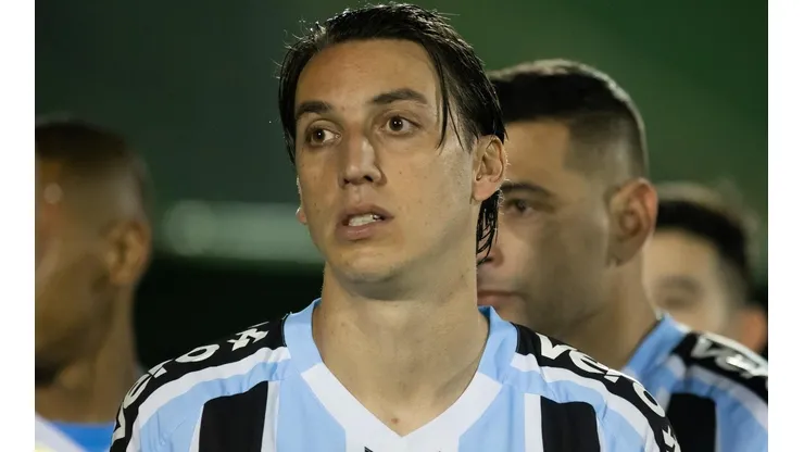 Foto: Diogo Reis/AGIF - Geromel: zagueiro quer Grêmio corrigindo erros na Série B