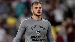 Foto: (Thiago Ribeiro/AGIF) - Lucas Perri, ex-São Paulo, está em alta no Botafogo