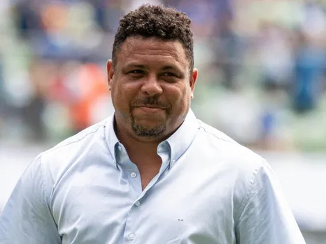 Medalhão faz Ronaldo ser ‘cutucado’ por torcedores do Cruzeiro