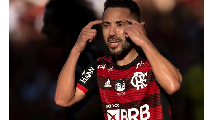 Foto: Jorge Rodrigues/AGIF - Everton Ribeiro tem contrato no Flamengo até dezembro