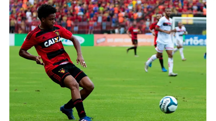 Foto: Clelio Tomaz/AGIF - Rithely venceu Sport na Justiça