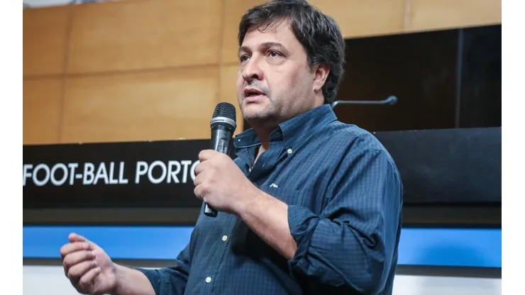 Foto: Lucas Uebel/Grêmio/Divulgação - Guerra: presidente do Grêmio tomou decisão polêmica