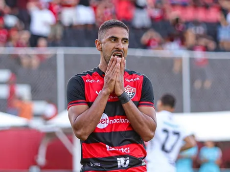 Trellez faz 'papelão' em 10 minutos e revolta torcida do Vitória