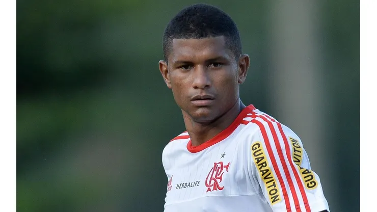 Foto: Pedro Martins/AGIF - Márcio Araújo fez mais de 200 jogos pelo Flamengo.