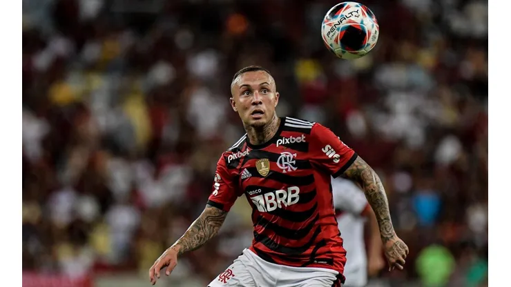 Foto: Thiago Ribeiro/AGIF - Everton Cebolinha: atacante foi apontado como alvo do Botafogo