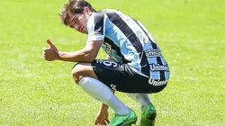 Foto: Pedro H. Tesch/AGIF - Volante tem contrato até dezembro no Grêmio.