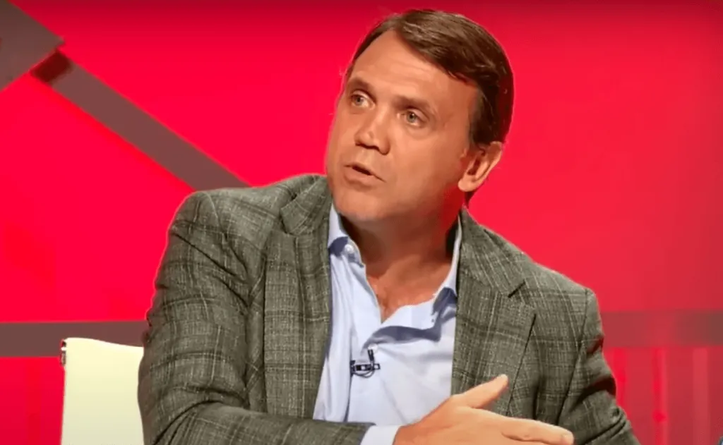 Reprodução/YouTube SBT. Petkovic  sai em defesa de Marcelo no Fluminense