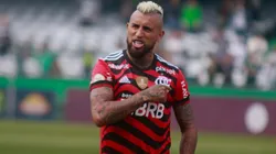 Vidal deve entrar no time titular do Flamengo - Foto: Gabriel Machado/AGIF