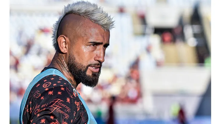 Foto: (Thiago Ribeiro/AGIF) - Vidal voltou a ser notícia no Flamengo por causa do Colo-Colo, do Chile