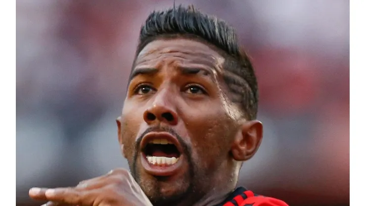 Foto: Marcello Zambrana/AGIF - Rodinei virou assunto na torcida do Flamengo e também na Grécia.