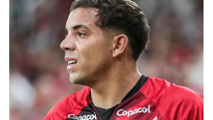 Agif/Robson Mafra - Terans protagoniza momento bizarro no Athletico