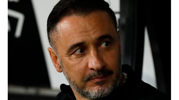 Foto: Ricardo Moreira/Getty Images - Vítor Pereira tem usado Ayrton Lucas como titular na LE do Flamengo