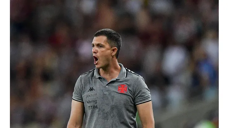 Thiago Ribeiro/AGIF - Maurício Barbieri, técnico do Vasco