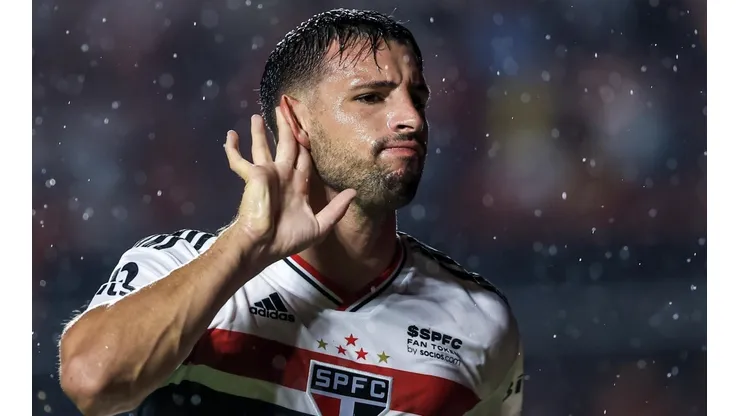 Marcello Zambrana/AGIF/ São Paulo amplia vantagem em clássicos contra o Santos; veja retrospecto.