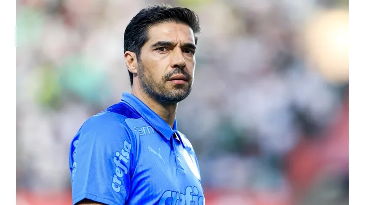 Foto: Marcello Zambrana/AGIF - Abel Ferreira deu entrevista coletiva após vitória do Palmeiras