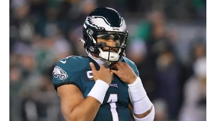 Hurts não estará 100% no Super Bowl