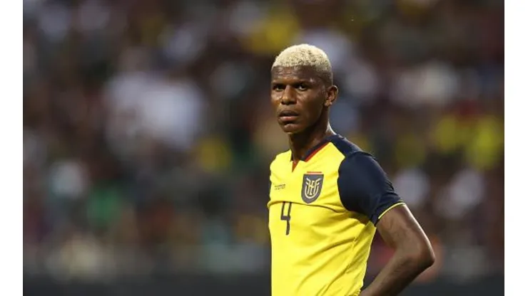 Omar Vega/Getty Images - Arboleda atuando pela seleção do Equador