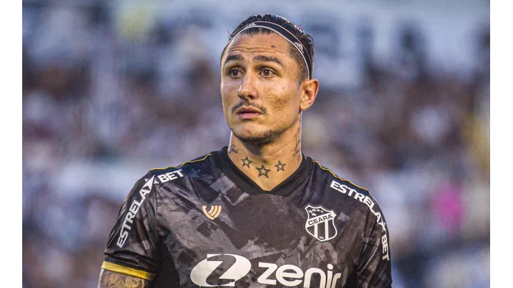 Lucas Emanuel/AGIF - Vina é o novo reforço do Grêmio