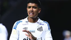 Santos não quer manter Lucas Barbosa - Foto: Ettore Chiereguini/AGIF.