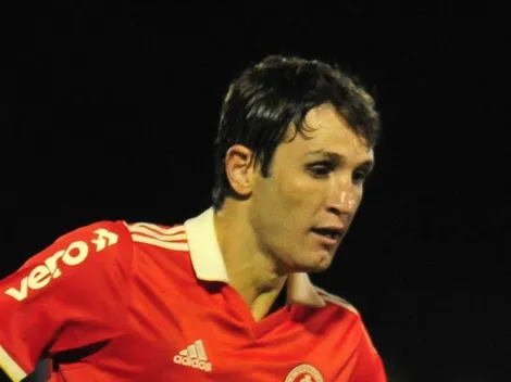 "Leva esse maluco"; Fernandes se machuca e torcida se revolta com meia