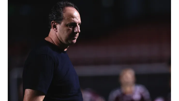 Foto: Ettore Chiereguini/AGIF - Rogério Ceni contrariou torcida em escalação do São Paulo