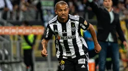 Foto: Alessandra Torres/AGIF - Mariano: lateral avaliou momento dos rivais mineiros