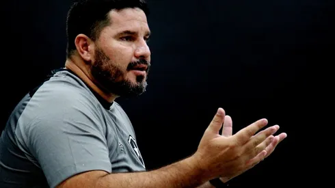 Foto: Vitor Silva/Botafogo/Divulgação - Barroca: técnico destacou jovem do Botafogo