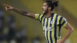 Gustavo Henrique com a camisa do Fenerbahçe - Foto: Getty Images