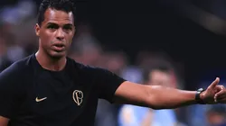 Foto: Ettore Chiereguini/AGIF - Fernando Lázaro: técnico elogiou medalhão do Corinthians