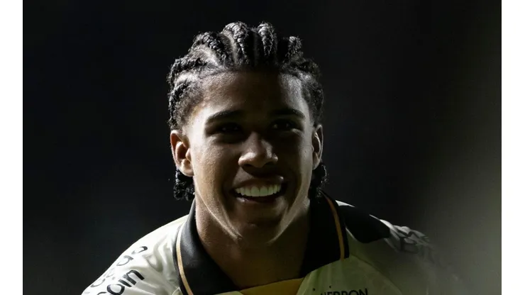 Foto: Jorge Rodrigues/AGIF - Meio-campista está na mira do Palmeiras.